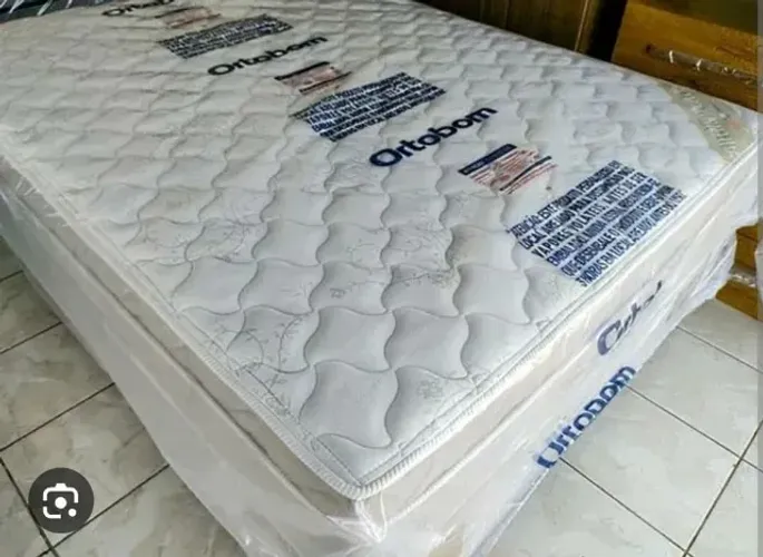 Cama box super confortável Nova  Molas ensacadas ( queen 