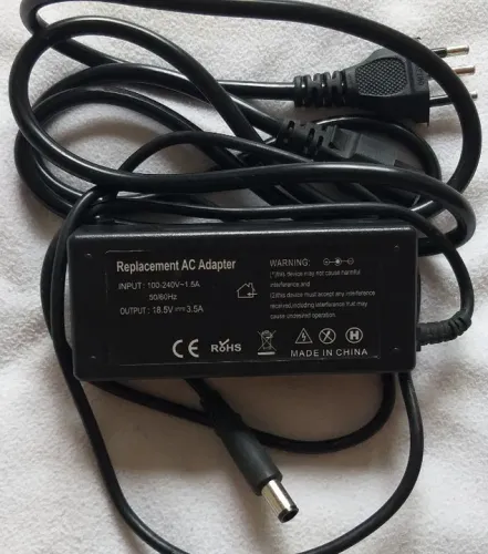 Fonte para notebook, marca Rohs, 18,5 volts x 3,5 amperes, pino agulha de 7