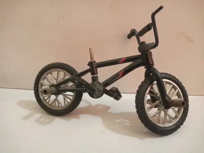 Miniatura Caloi Cross