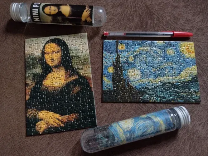 Mini Puzzle Quebra Cabeça 150 peças Noite Estrelada e Mona Lisa