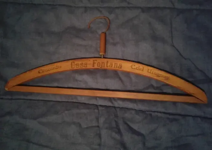 Cabide de Madeira Antigo