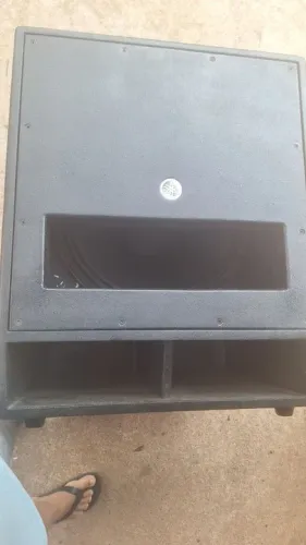 Caixa ativa. Subwoofer de 18 polegadas.(Cópia fiel)