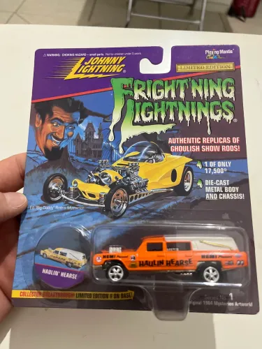 Johnny Lightning - Frightning Lightnings - Haulin? Hearse