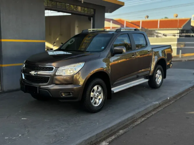 Chevrolet S10 Pick-up LT 2.4 F.power 4X2 CD 2014