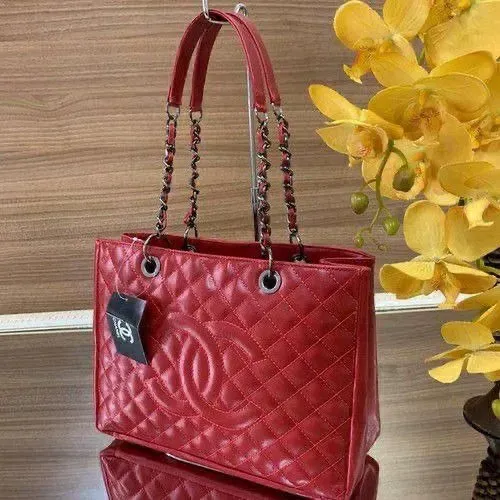 Bolsa Feminina Luxo na cor vermelha