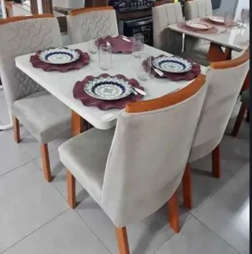 Mesa de Jantar com 90x90 MDF 4 cadeiras veludo