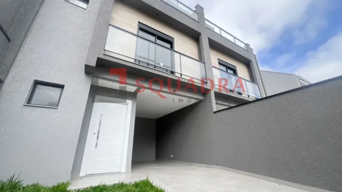Casa à venda no bairro Uberaba - Curitiba/PR