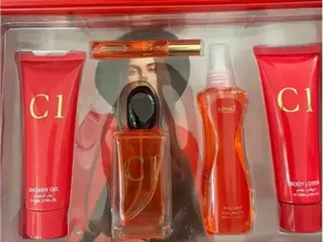 Kit Lovali CI ( Perfume 100 ml+Perfume 10ml+Gel de banho+Body splash+Hidratante ) z1092 d