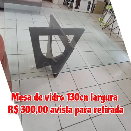 Mesa de vidro 130cm - R$300,00