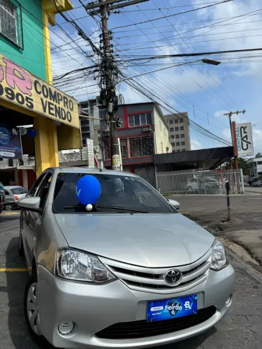 Etios X Sedan 1.5 Flex 16V 4P Mec. 2014