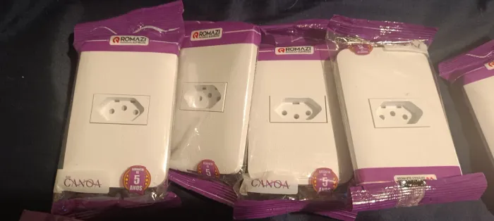 Kit 4 Tomadas Simples 10A