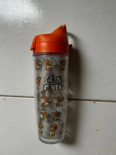 Copo Cães e Gatos!