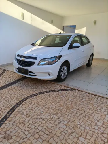 Chevrolet Onix JOY Hatch 1.0 8V Flex Mec. 4P 2019