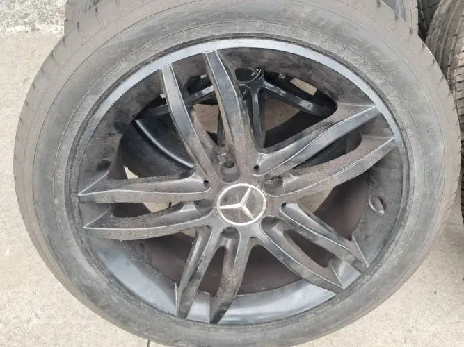 Rodas Aro 17 Mercedes Benz C200 preta duas talas originais 5x112 usadas