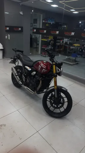 Triumph Speed 400 cc 2025 pra vender logo