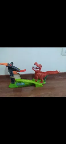 Pista Hot Wheels Ataque T-Rex