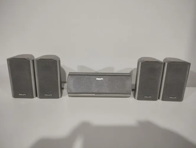 Caixa de som Philips CS900
