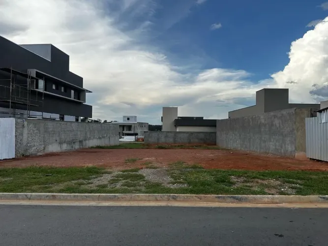 Jardins França - Ágio de Lote à Venda no Condomínio Jardins França no Parque Atheneu em Go