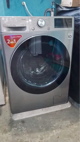 Lavadora e Secadora LG Thinq 13/8kg
