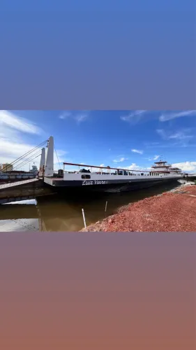 Ferry boat, balsa, barco. 