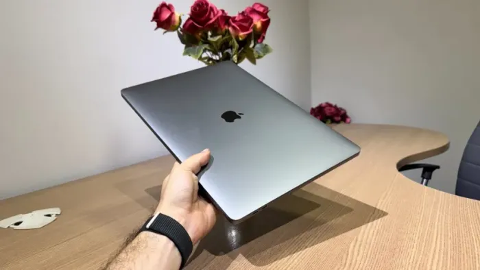Macbook Pro 2019 i9 32Gb 1Tb SSD 16'' Retina Radeon Pro 5500 4 GB 