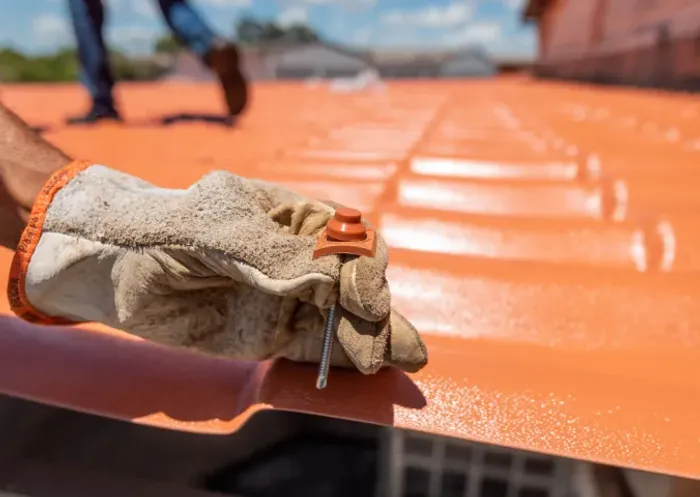 Alta durabilidade e resistência = Telha colonial pvc cor cerâmica a vista R$79,90