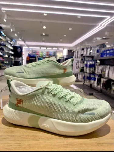 Tênis KR7 pro carbon 