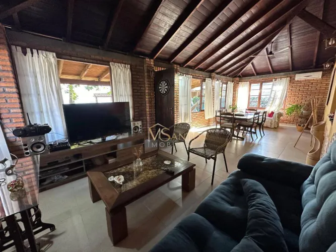 Pousada com 10 dormitórios à venda, 500 m² por R$ 6.678.000,00 - Sambaqui - Florianópolis/