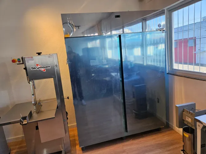 Câmara para carnes inox 1900L