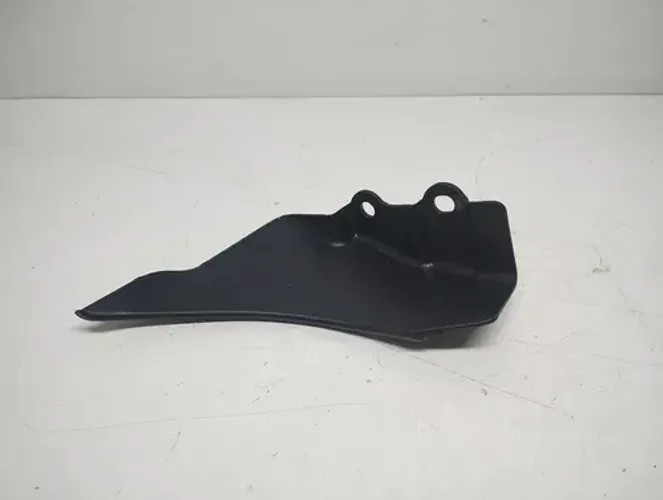 Acabamento Parachoque Direito Hyundai Ix35 (lm841212s000)