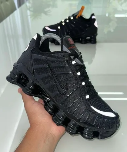 Tênis Nike 12 molas masculino