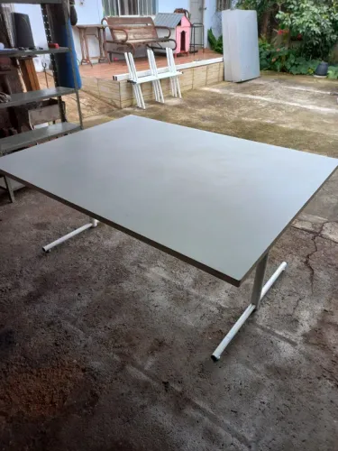 Mesa/bancada de serviço, muito firme