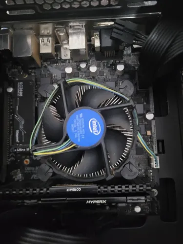 Kit Intel Completo (Core I5 10400F + Asrock B460M + Cooler Box + Memória)<br>