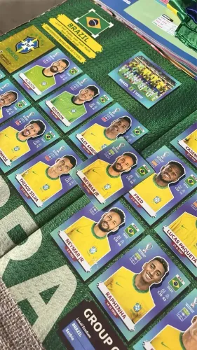 Álbum capa dura 2022 Completo