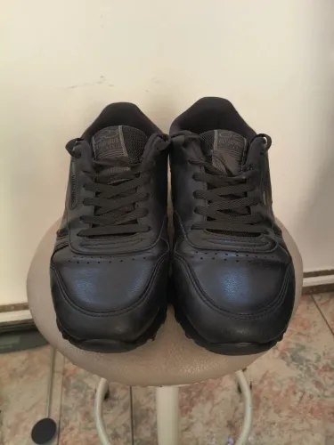 Vendo Tênis Masculino Esportivo