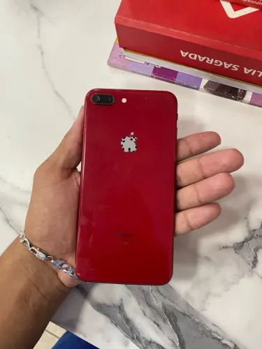 iPhone 8 Plus
