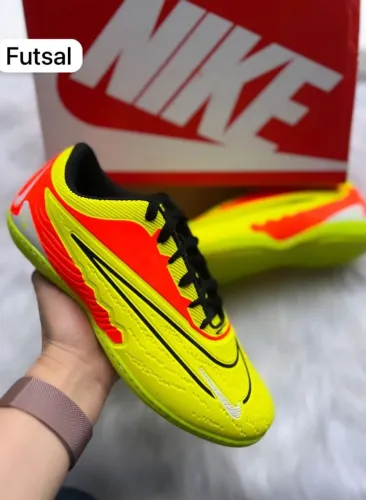 Chuteira futsal salão