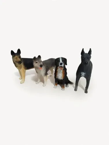 4 miniaturas realistas de cachorros