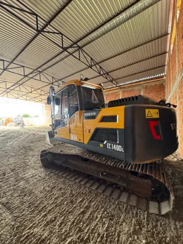 Escavadeira Hidráulica VOLVO 2022
