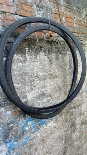 Pneus 700x35 pirelli e câmaras Kenda(aro 700 ou 29)