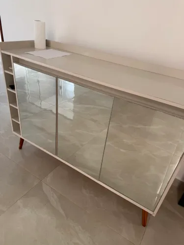 Vendo barzinho com espelho 