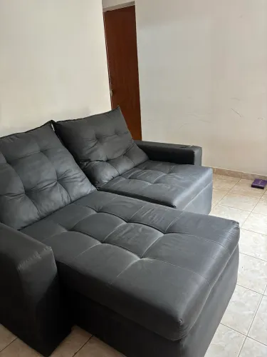Sofa retrátil com tecnologia tecido anti rasgo PET