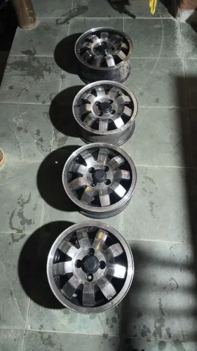 Jogo de rodas tijolinho 13 diamantadas