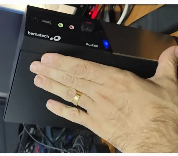 Mini PC gamer Batocera, com 15000 jogos, e pronta para navegar na internet