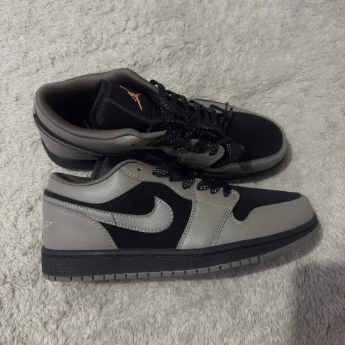Tenis Nike Air Jordan Low 1 Olive Greey