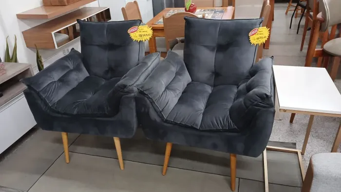 Poltronas na promoção duas peças