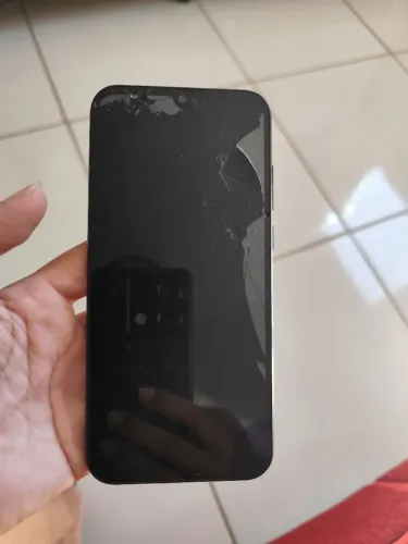 Celular para retirar peças 