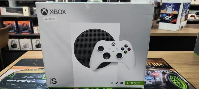Xbox Series S - Mídia Digital - 1Tb -Novo/Lacrado