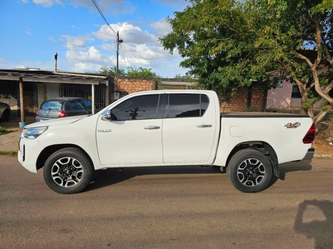 Toyota Hilux CD 4X4 2.8 Diesel Mec. 2019