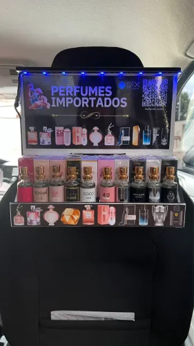 Expositor para carro lojinha com 20 perfumes